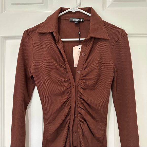Missguided Ruched Button Up Dress NWT - Picture 2 of 3